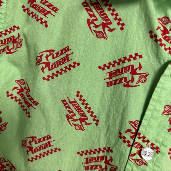 Toy Story Pizza planet button down shirt size small - Picture 3 of 4